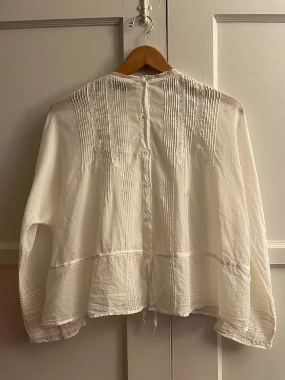 THE GREAT. The Victorian Top - Picture 10 of 10